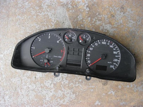Kombiinstrument audi 2 5 - b5, 2,5
